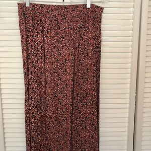 Floral print skirt